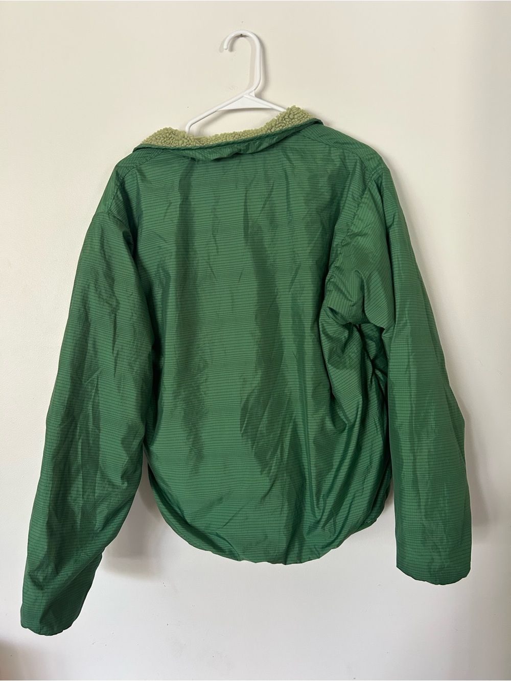The Patagonia Reversible Glissade Snap-T Pullover 2007 Loren/Vine Green Medium - Picture 8 of 8